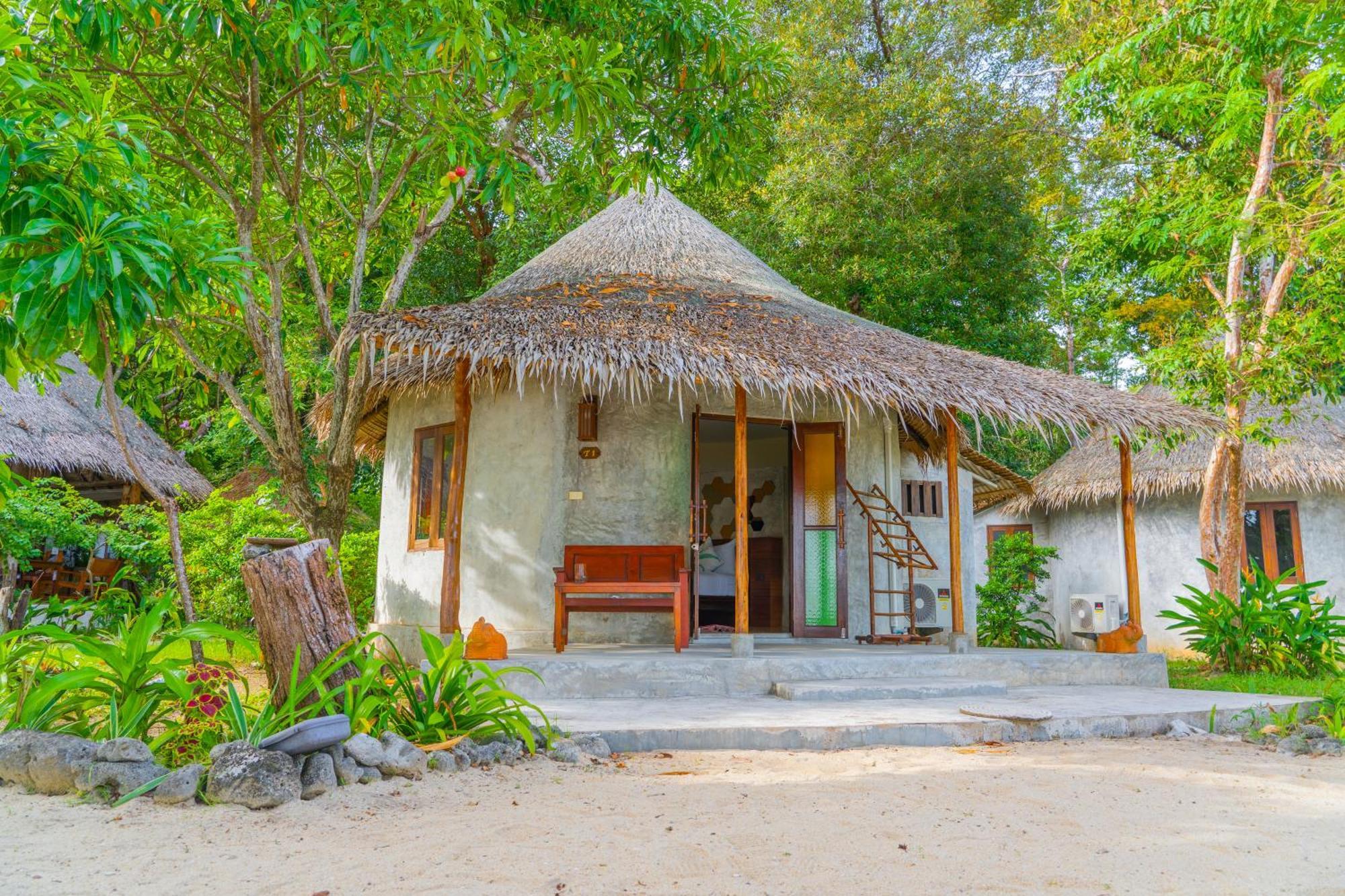 Villa Sea View Beach Front,1542136141:JPEG